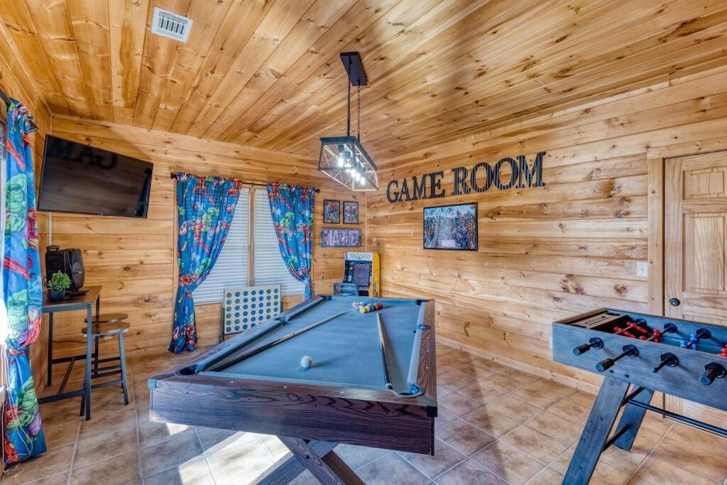 Mtn Cabin Sleeps 10 - 5 Mins To Fishing & Camping Ellijay Exterior photo