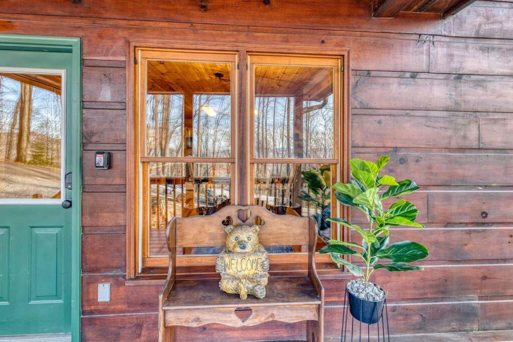 Mtn Cabin Sleeps 10 - 5 Mins To Fishing & Camping Ellijay Exterior photo