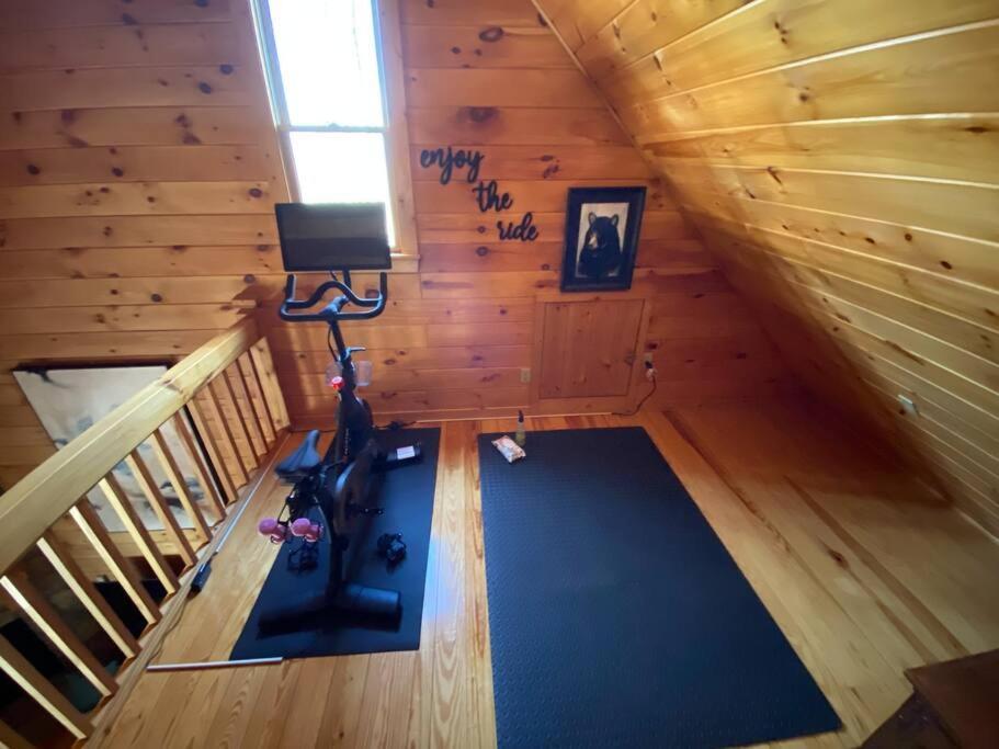 Mtn Cabin Sleeps 10 - 5 Mins To Fishing & Camping Ellijay Exterior photo
