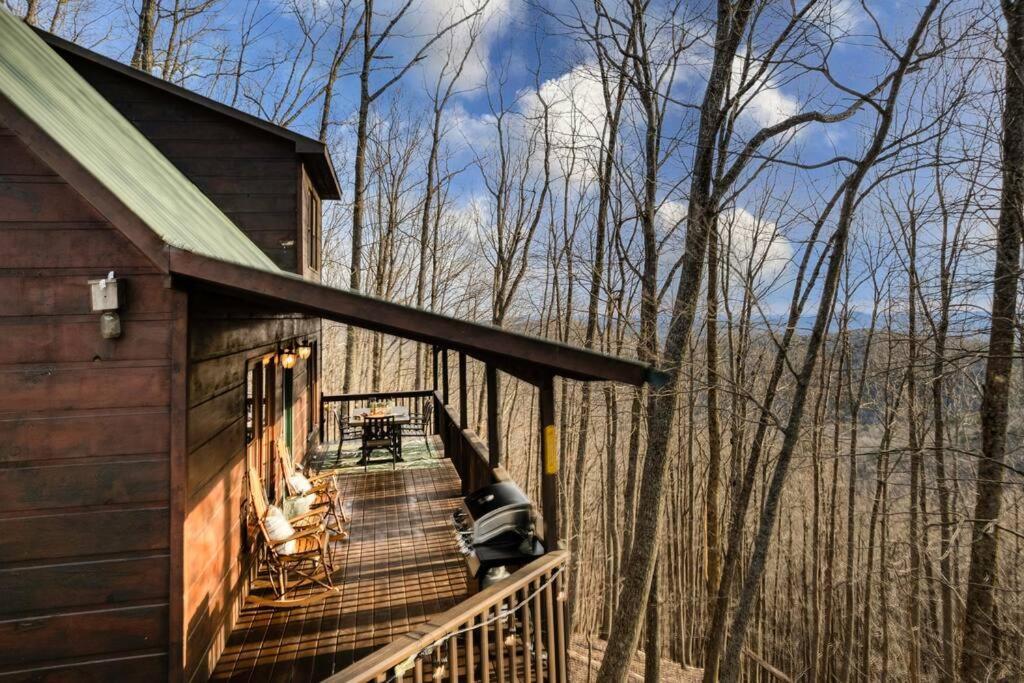 Mtn Cabin Sleeps 10 - 5 Mins To Fishing & Camping Ellijay Exterior photo